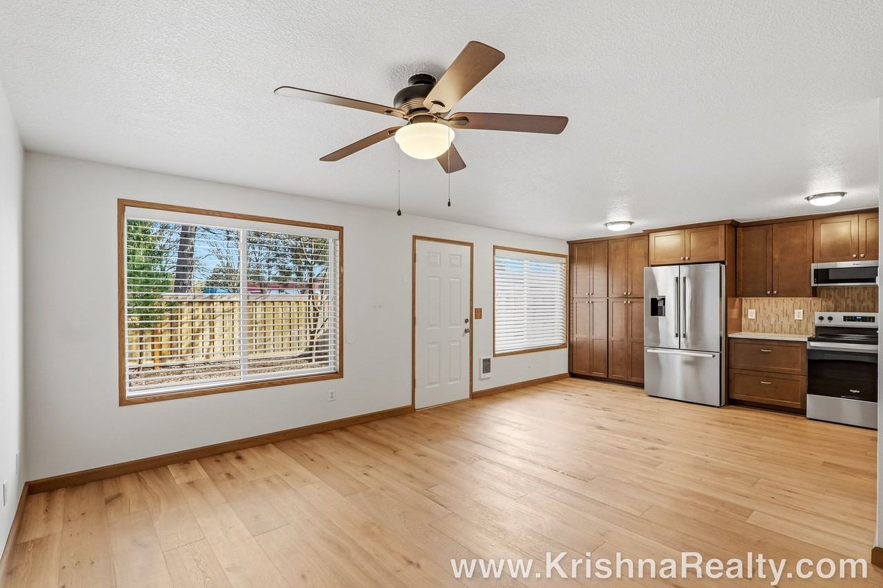 14600 Se 7th Way - Photo 3 of 21