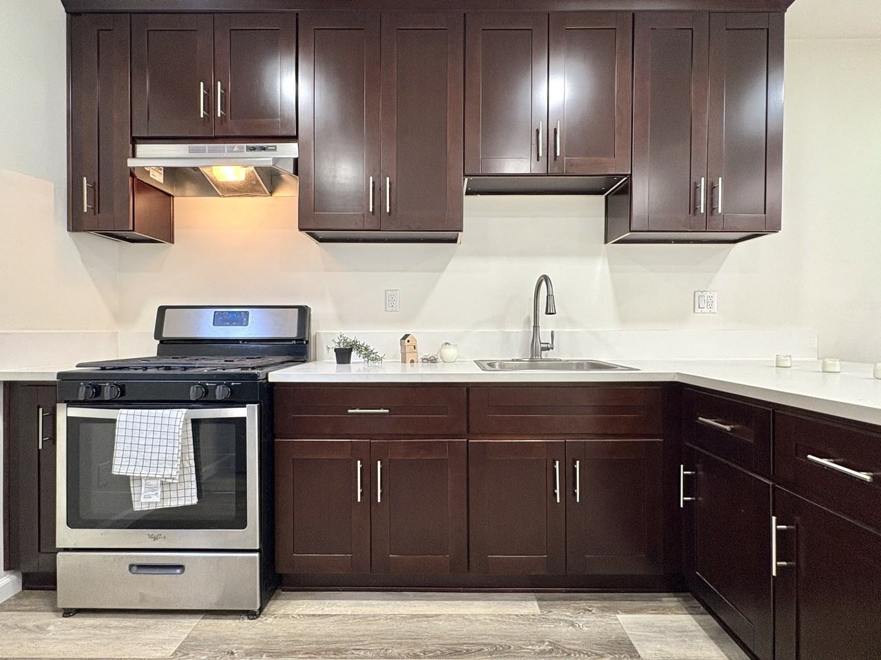 70 W 17th St #17 - Photo 4 of 10