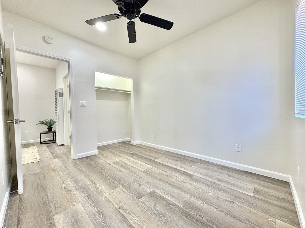 70 W 17th St #17 - Photo 7 of 10