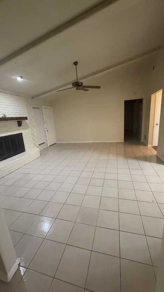 4117 Lantern Light Dr - Photo 3 of 12