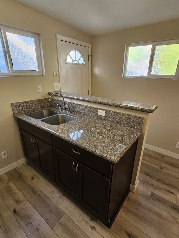 209 W Linden Ave #2