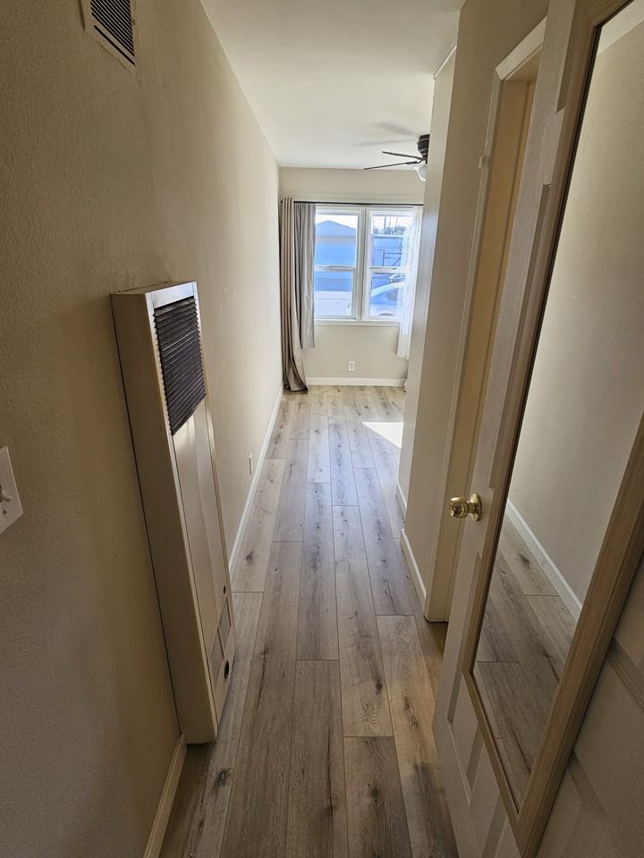 209 W Linden Ave #2 - Photo 3 of 24