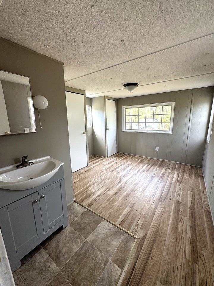 233 Jolly Roger Dr #1 - Photo 6 of 7