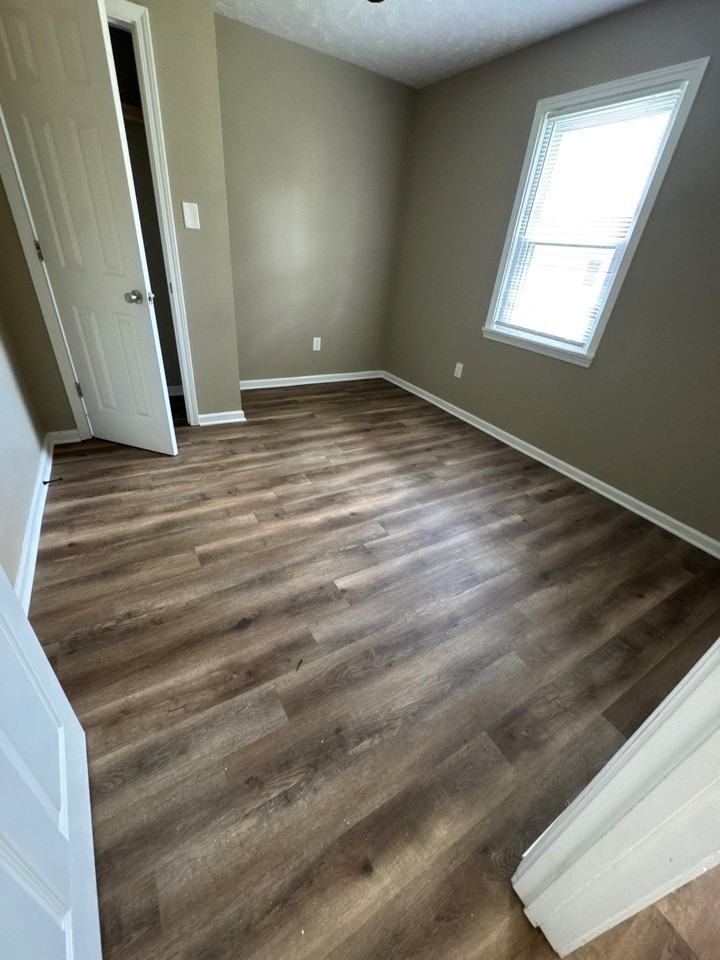 916 N Monroe Ave #1 - Photo 5 of 8