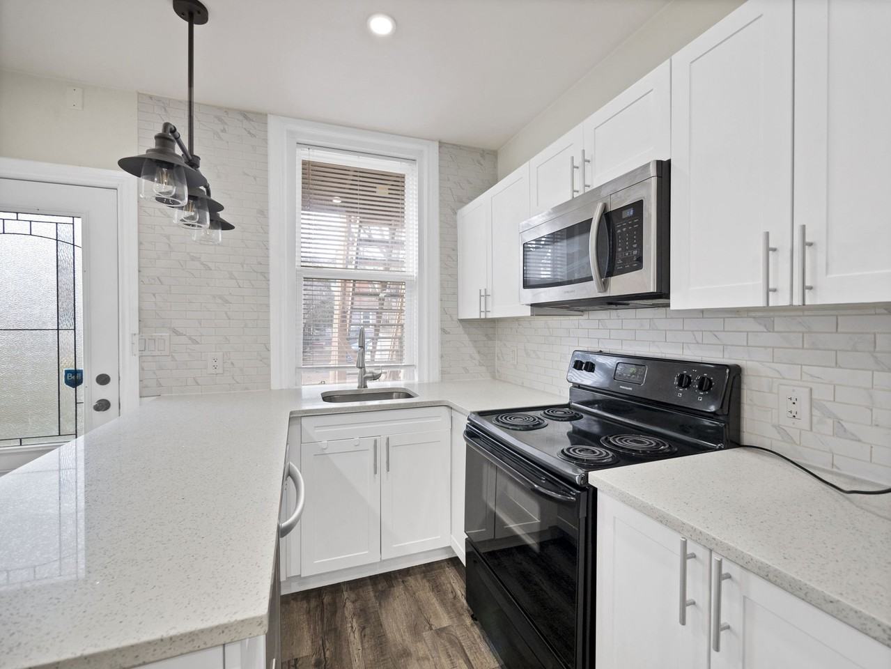 33 Fairleigh Avenue North #1 - Photo 6 of 20