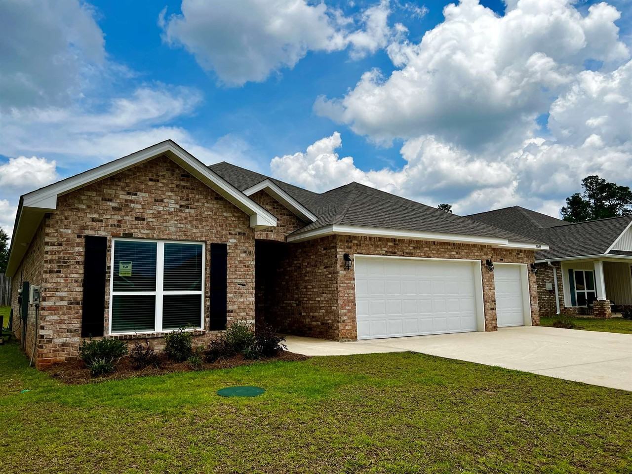 10498 N Redland St #1 - Photo 2 of 26