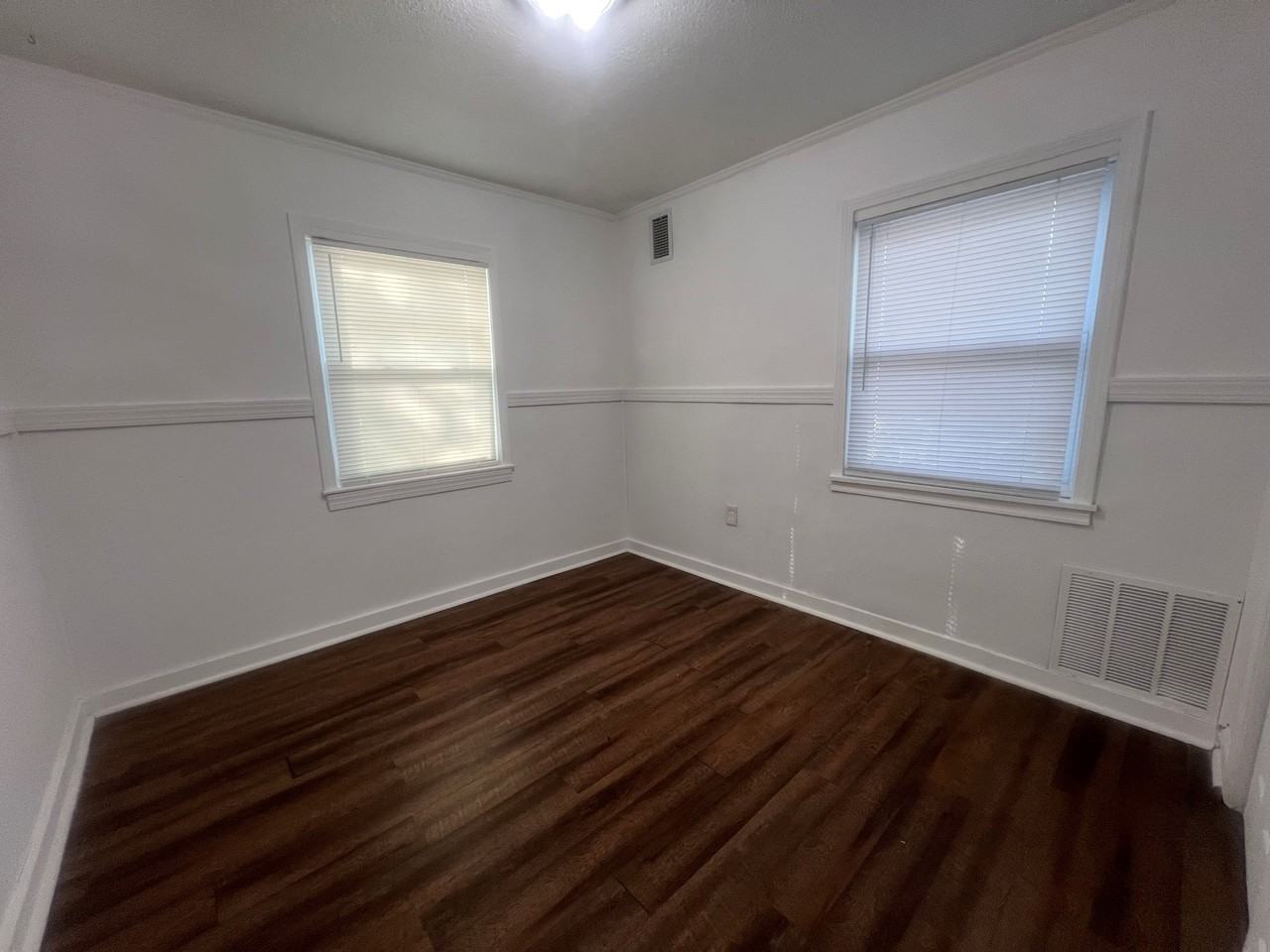 Oak St #25 - Photo 7 of 16