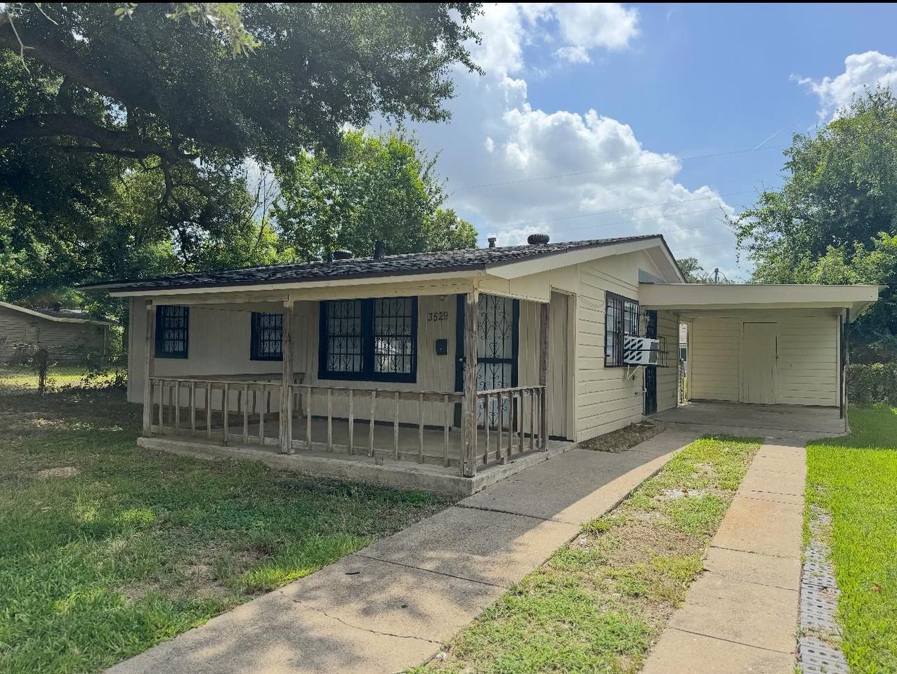 3529 Greinwich Blvd #1 - Photo 2 of 28