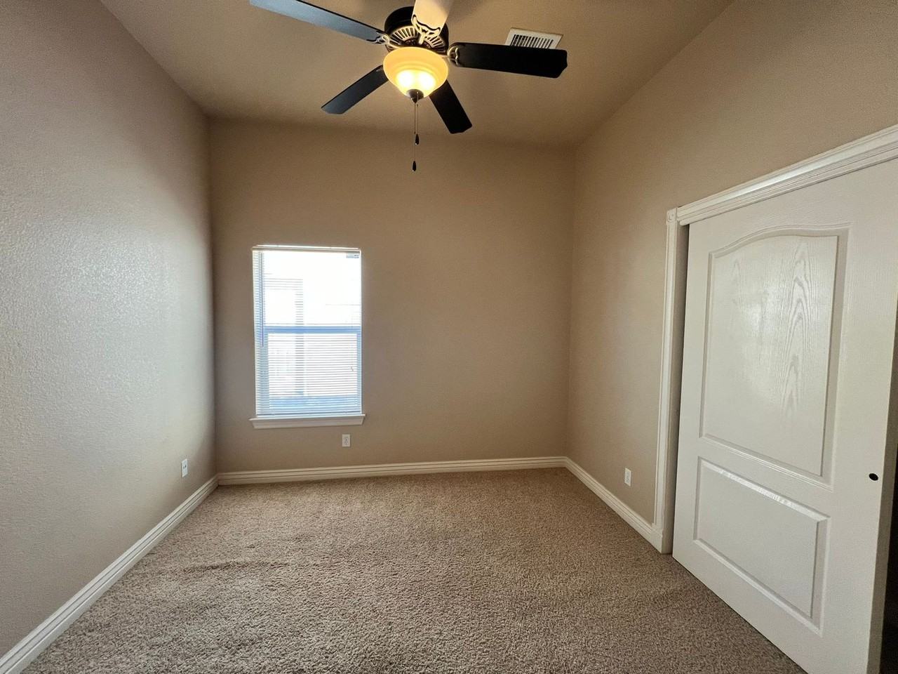 11524 Porfirio Payan Dr - Photo 7 of 16