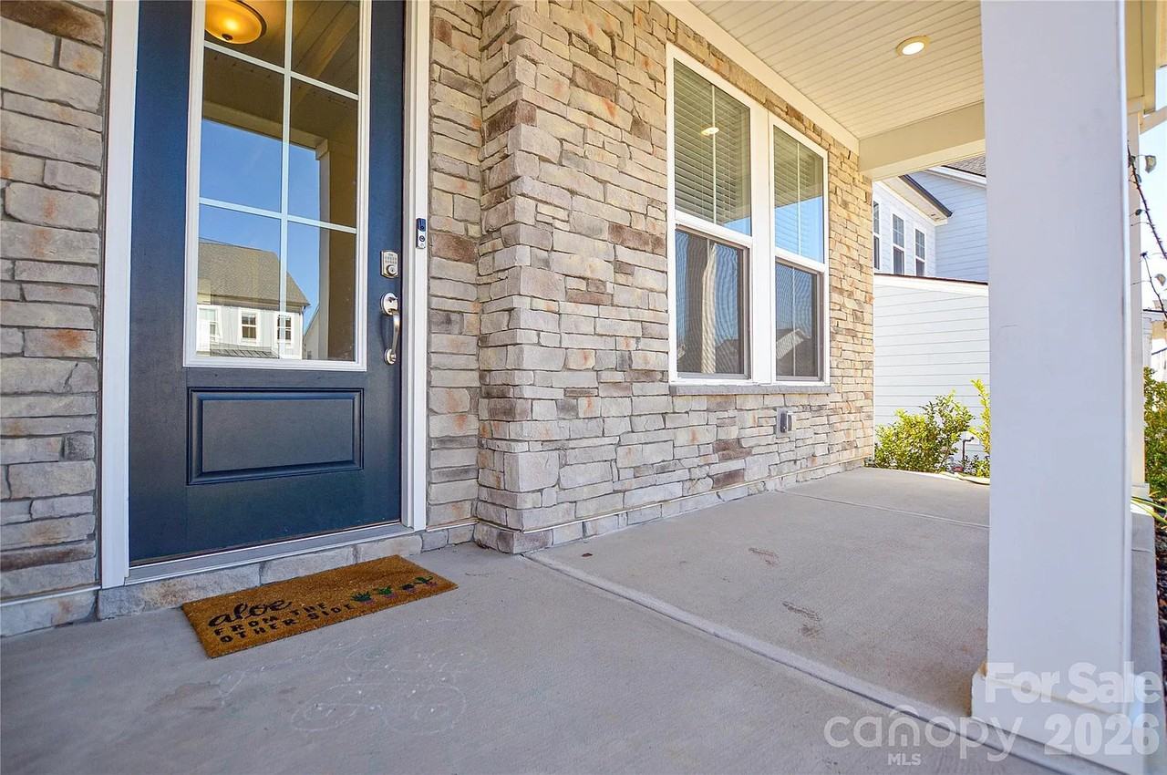 6133 Alsace Ln #1 - Photo 4 of 18