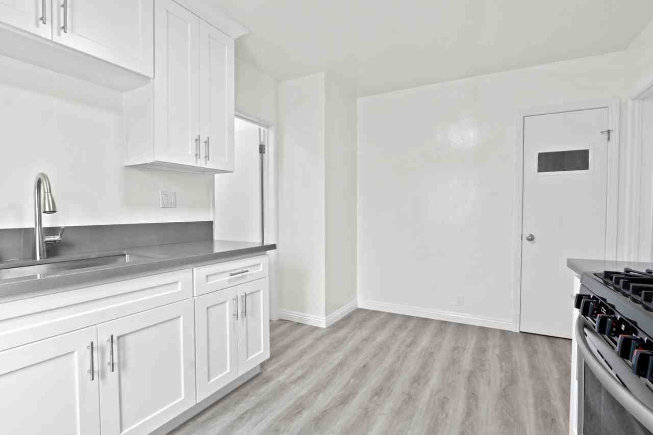 1824 16th St in Santa Monica - Photo 3 of 3