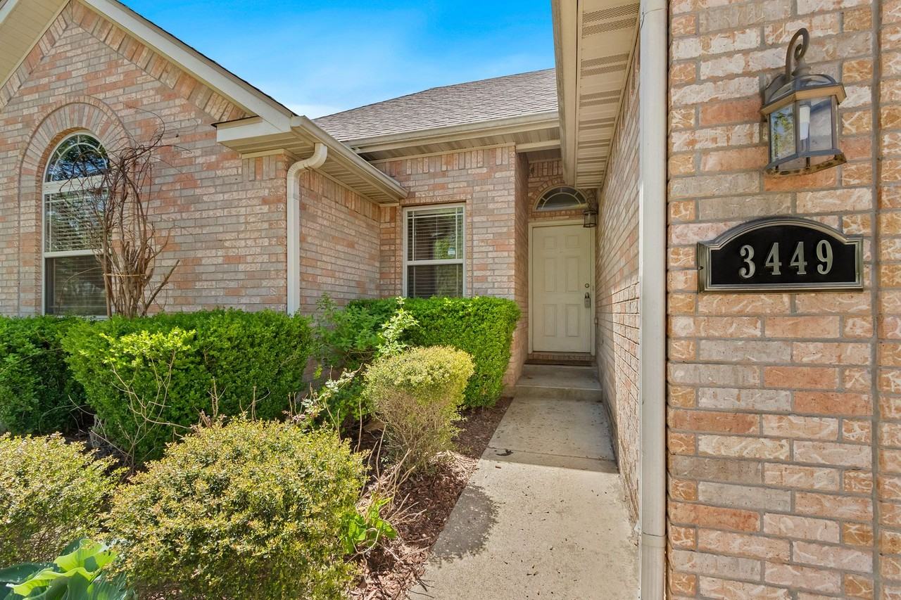 3449 W Clearwood Dr - Photo 4 of 30