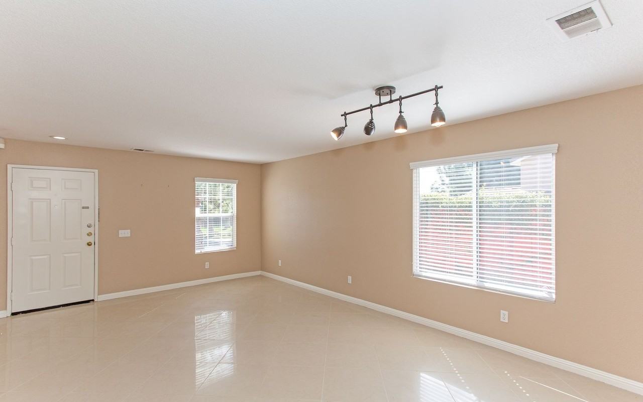 3384 Morning View Dr - Photo 5 of 41