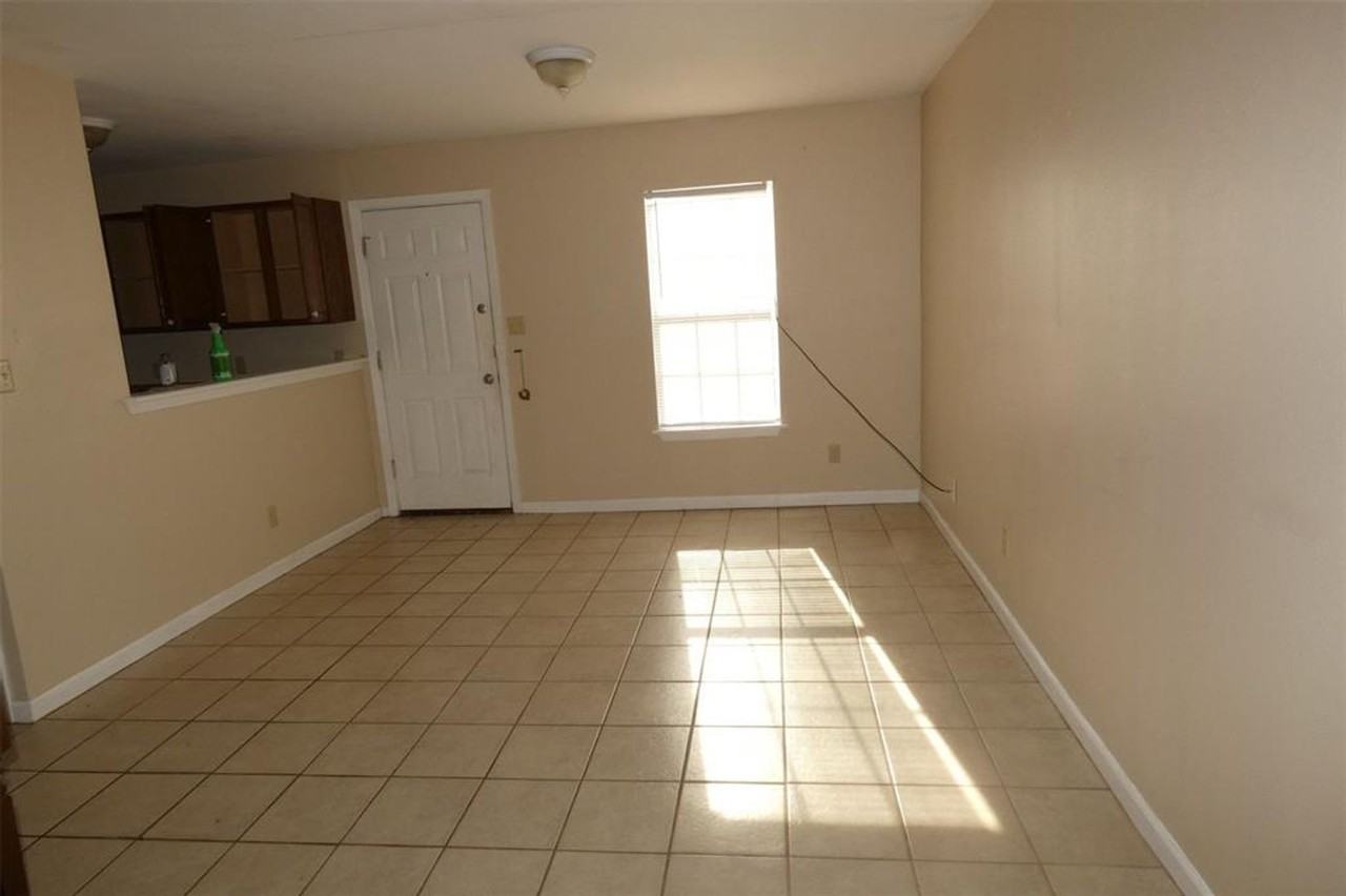 910 Nelson St #A - Photo 2 of 14