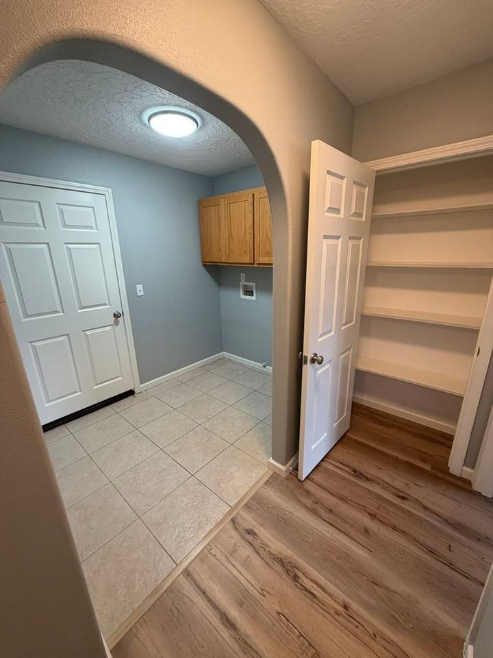 929 Wassom St - Photo 6 of 30