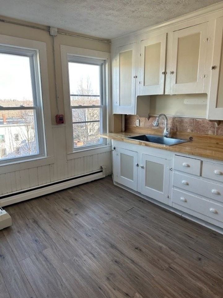 39 Hill St #102 - Photo 2 of 6