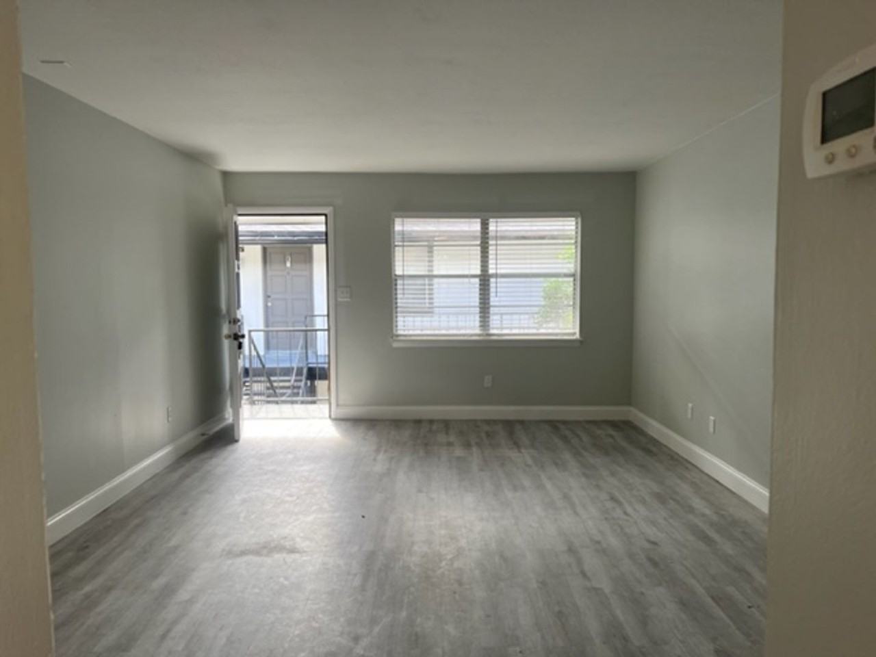 Salisbury Apartments - Photo 4 of 21