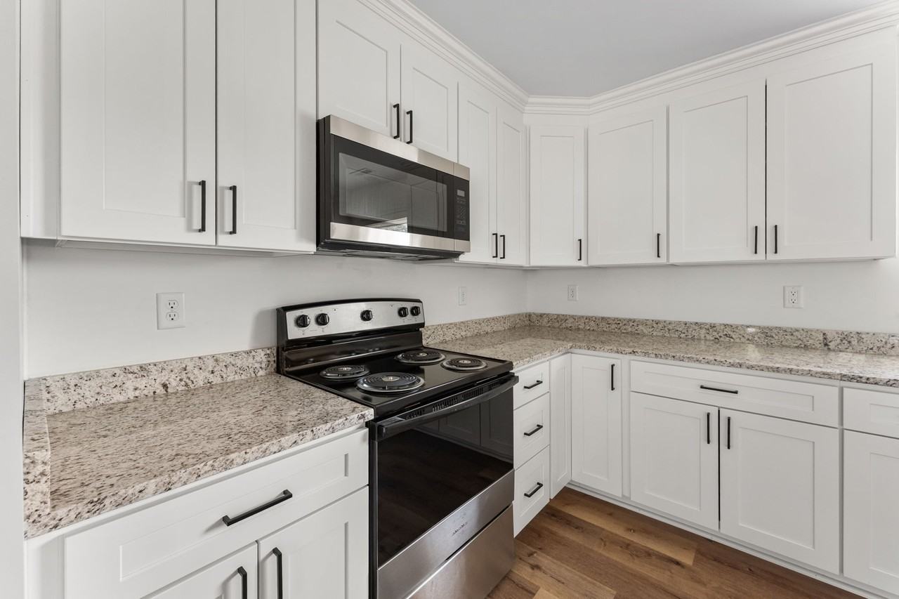 7211 Mayetta Dr #1 - Photo 6 of 24