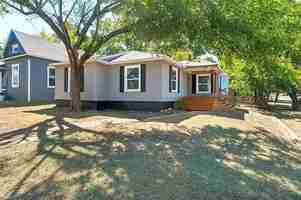 featured image of 1330 W Sears St #1