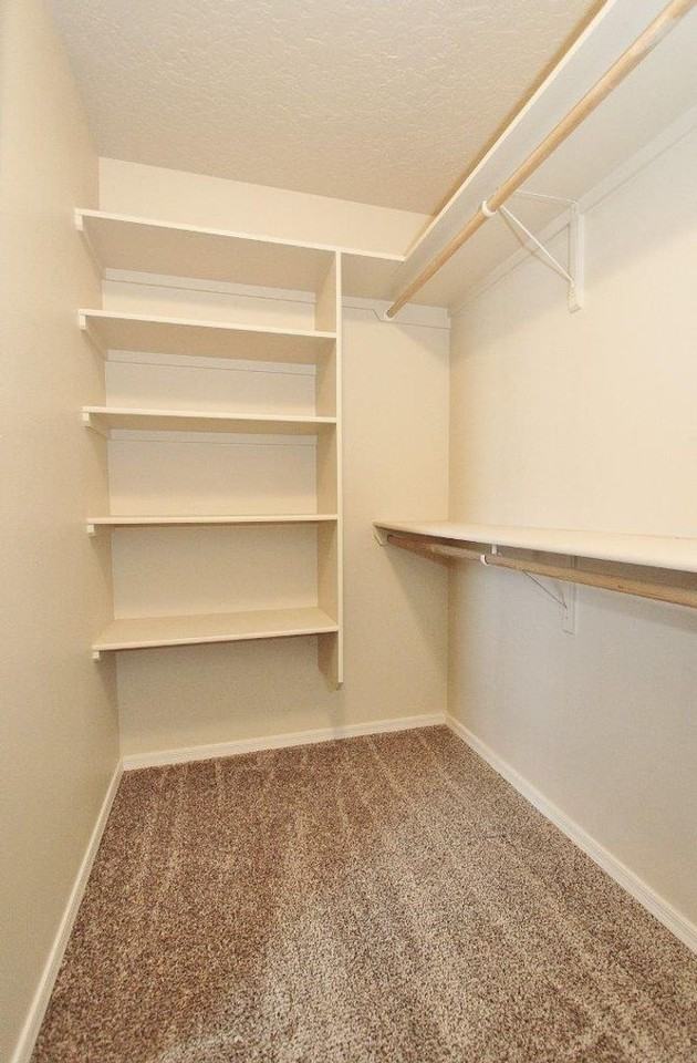 11644 W Mount Hood Ave - Photo 7 of 25