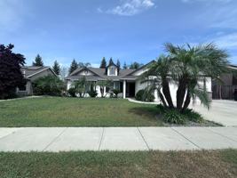 featured image of 3316 W Wren Ave