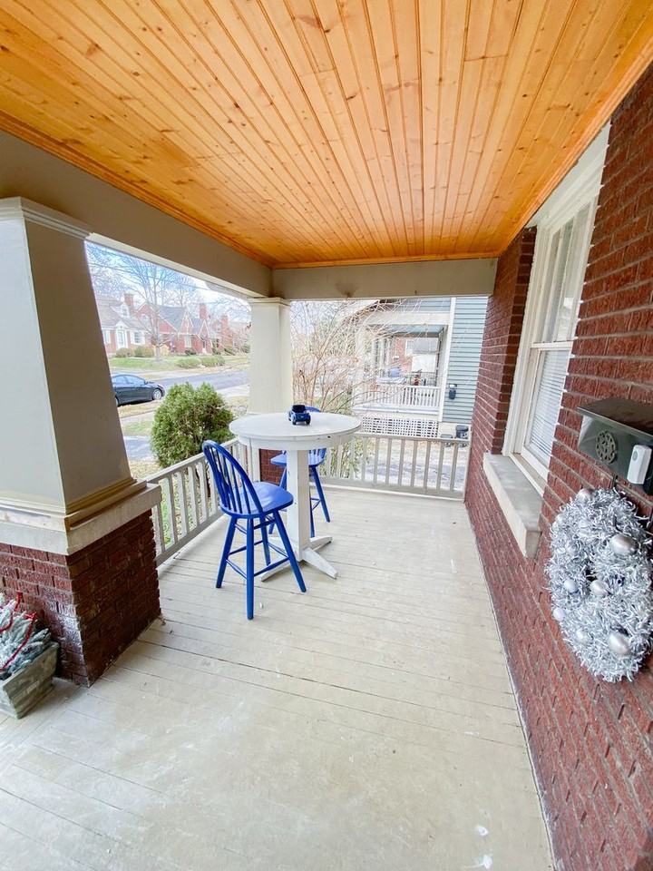 722 Sunset Dr - Photo 4 of 44