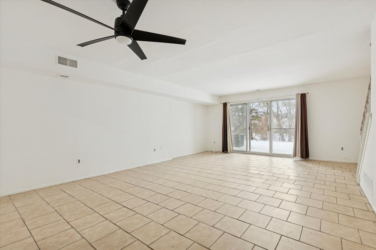 21 Cavendish Dr - Photo 7 of 32