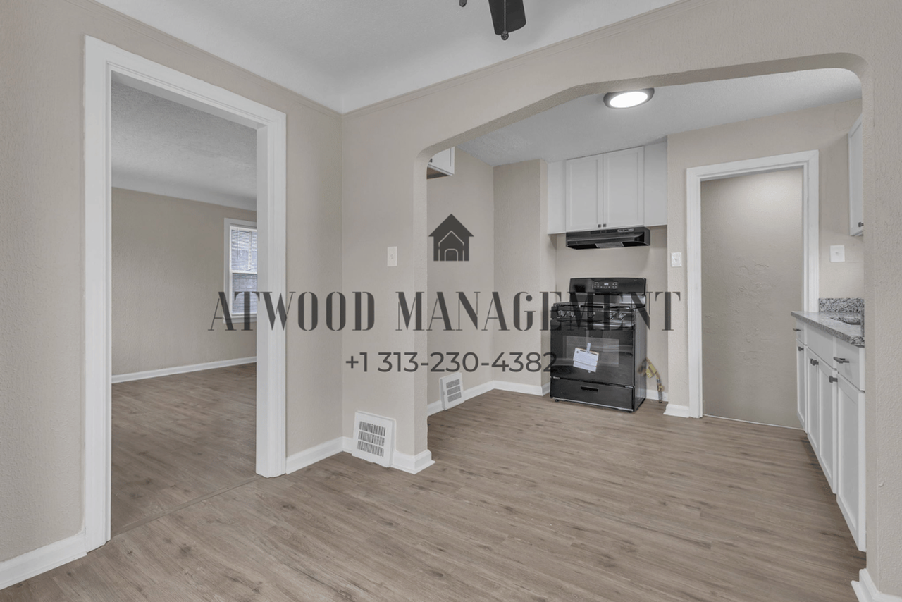 12023 Terry St - Photo 4 of 11