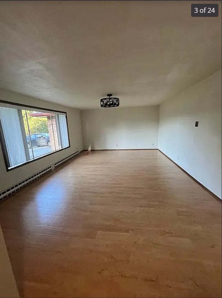 2284 Cedar Ln - Photo 3 of 24