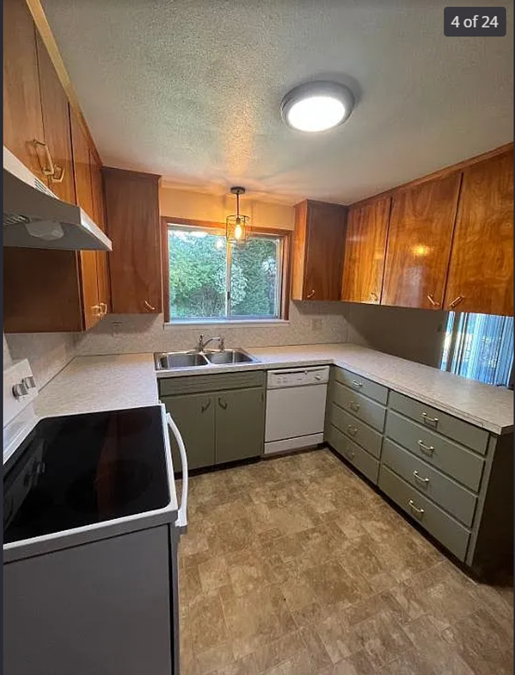 2284 Cedar Ln - Photo 4 of 24