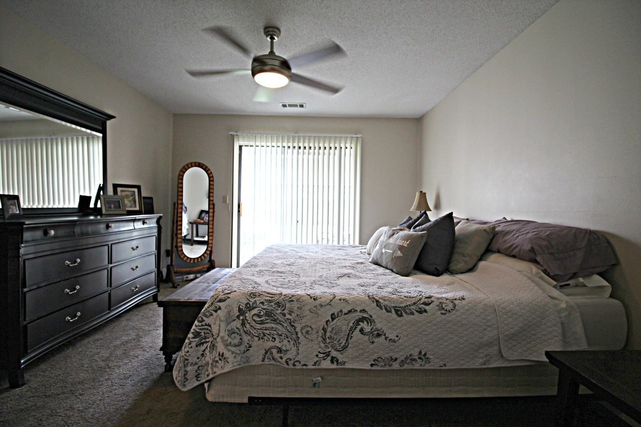 900 Bay Dr - Photo 7 of 15