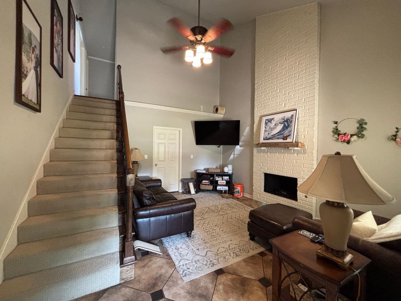 2511 Palmetto Dr - Photo 3 of 20