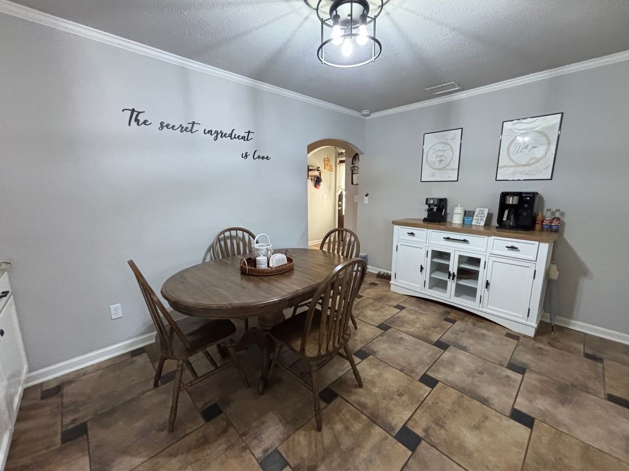 2511 Palmetto Dr - Photo 5 of 20