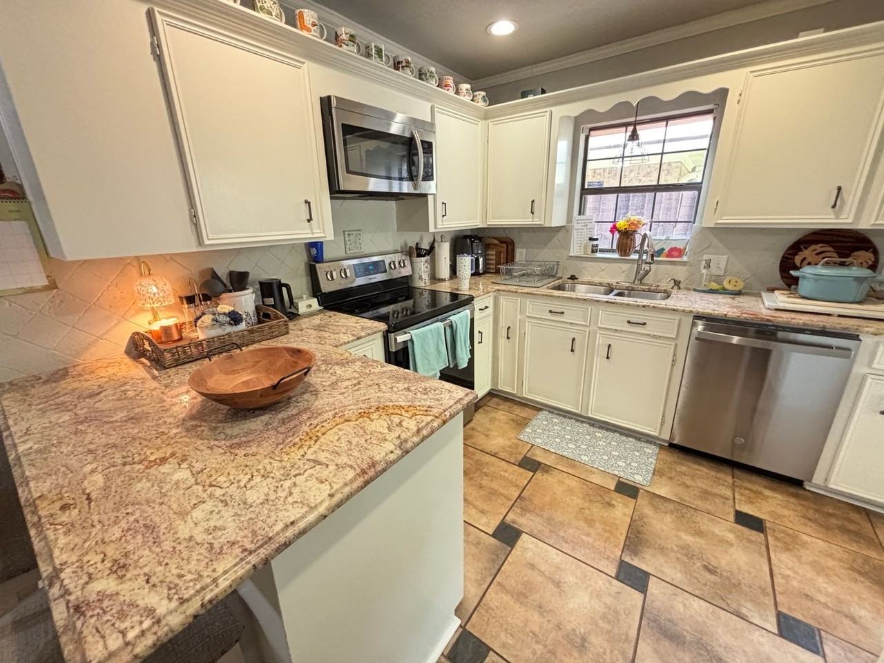 2511 Palmetto Dr - Photo 6 of 20