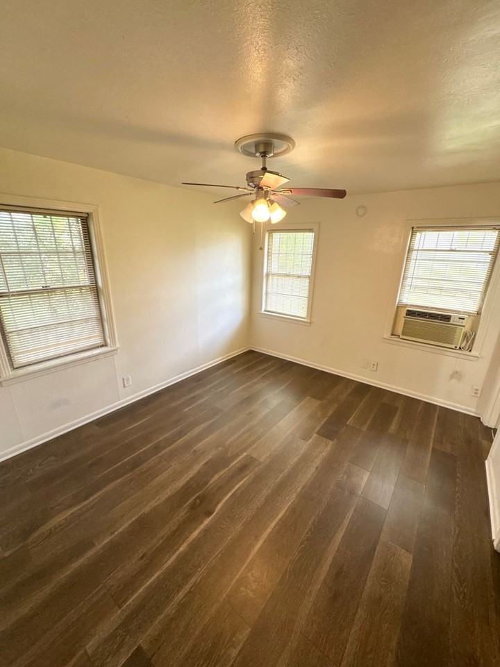 409 Chickasaw Trl - Photo 4 of 9