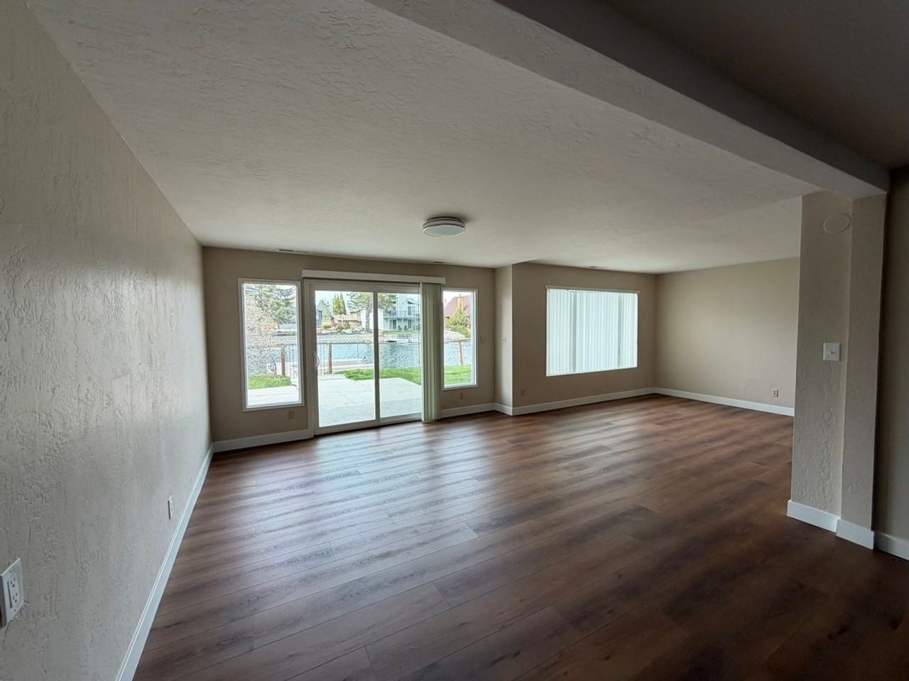 2179 Monterey Dr - Photo 3 of 20