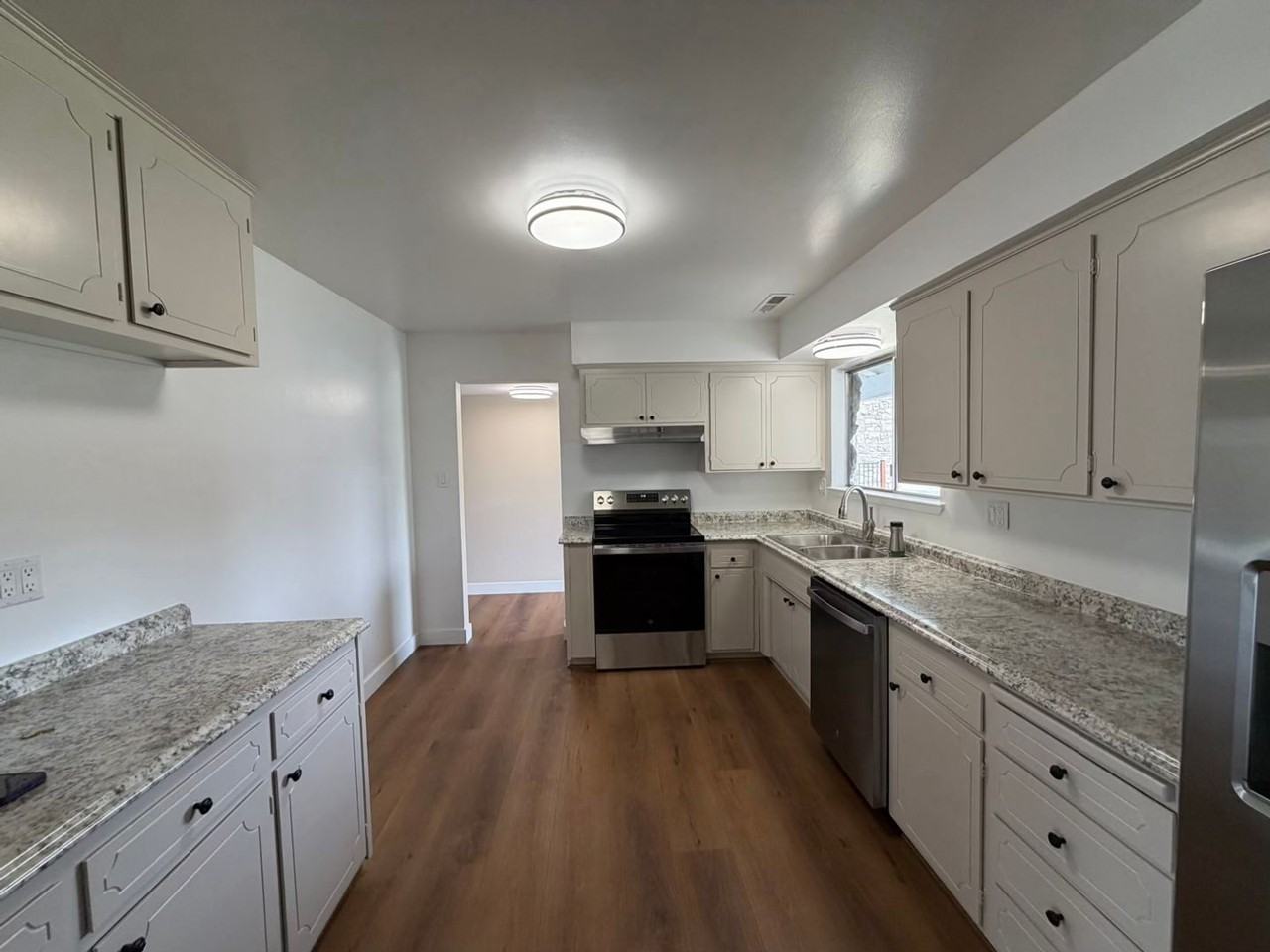 2179 Monterey Dr - Photo 6 of 20