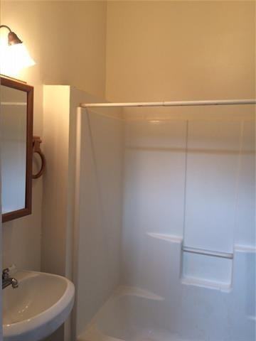 1731 Amelia St - Photo 3 of 9