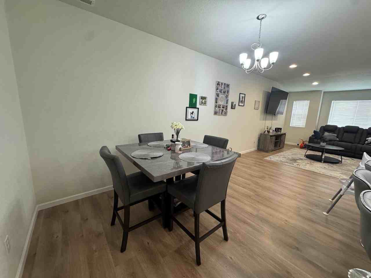 894 Petra Hts - Photo 4 of 14