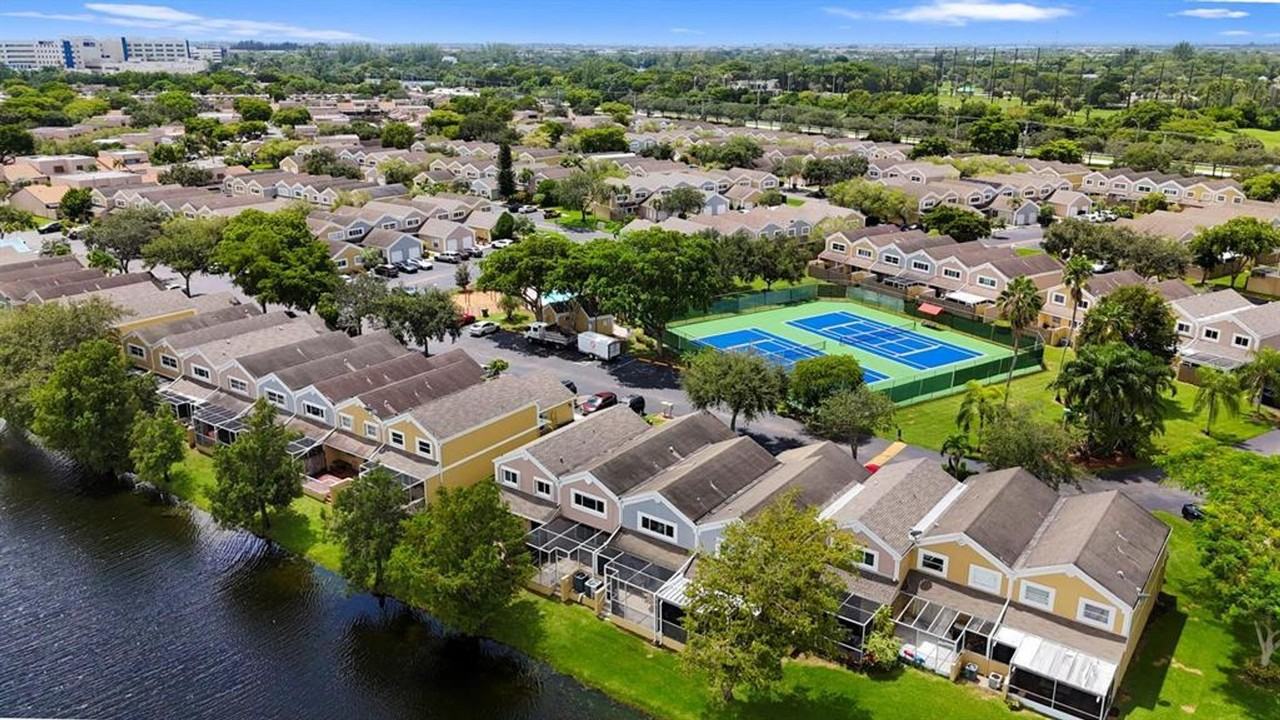 1441 Nw 122nd Ter - Photo 2 of 10