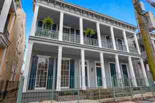 1552 Magazine - Photo 1 of 1