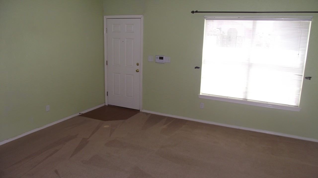7333 Mesquite Flor Dr - Photo 3 of 21