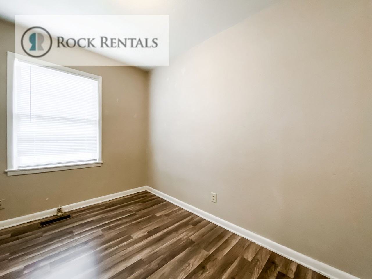 19 Sunset Dr - Photo 5 of 12