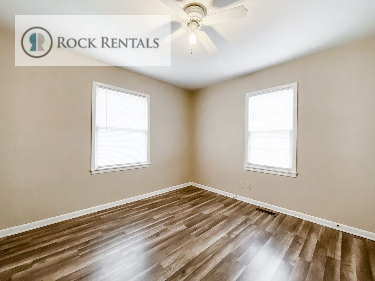 19 Sunset Dr - Photo 7 of 12