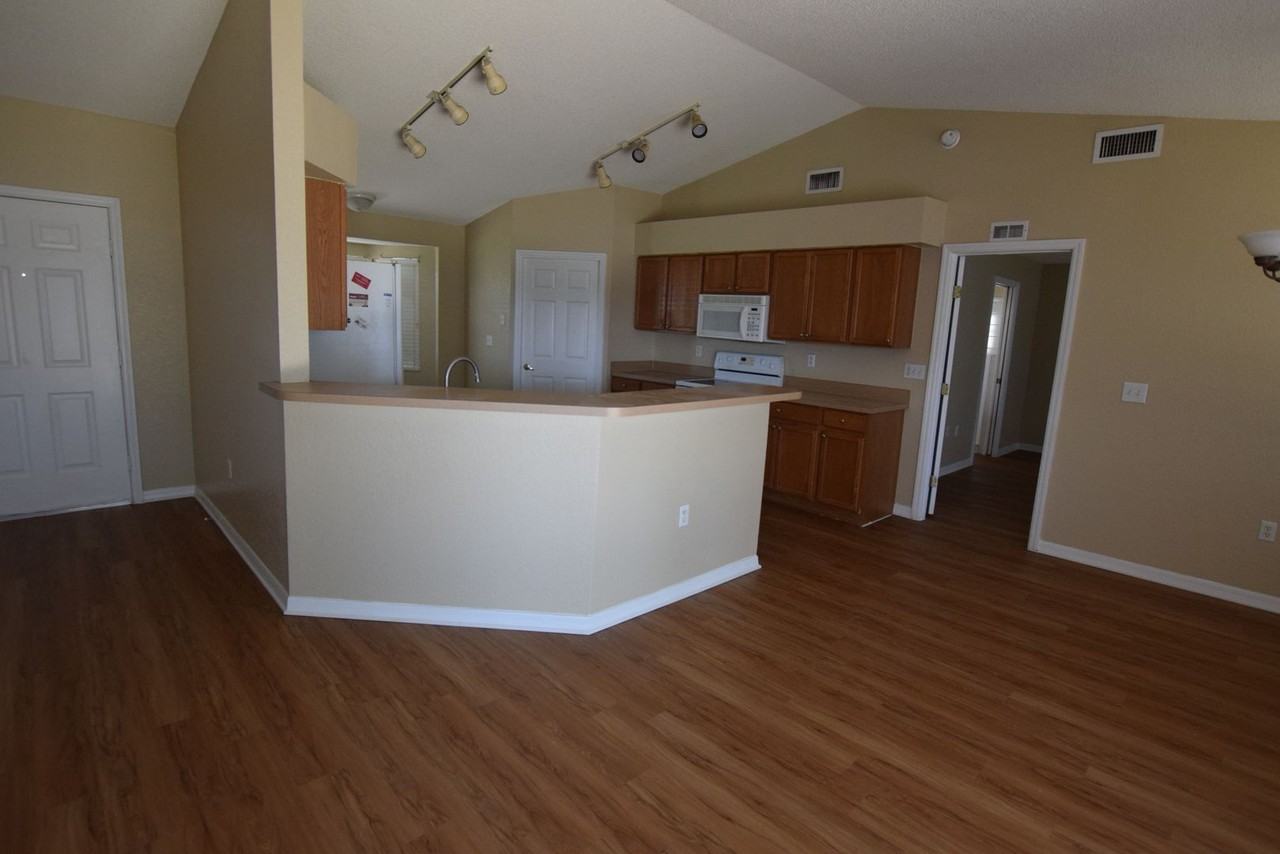 206 Windridge St - Photo 5 of 17