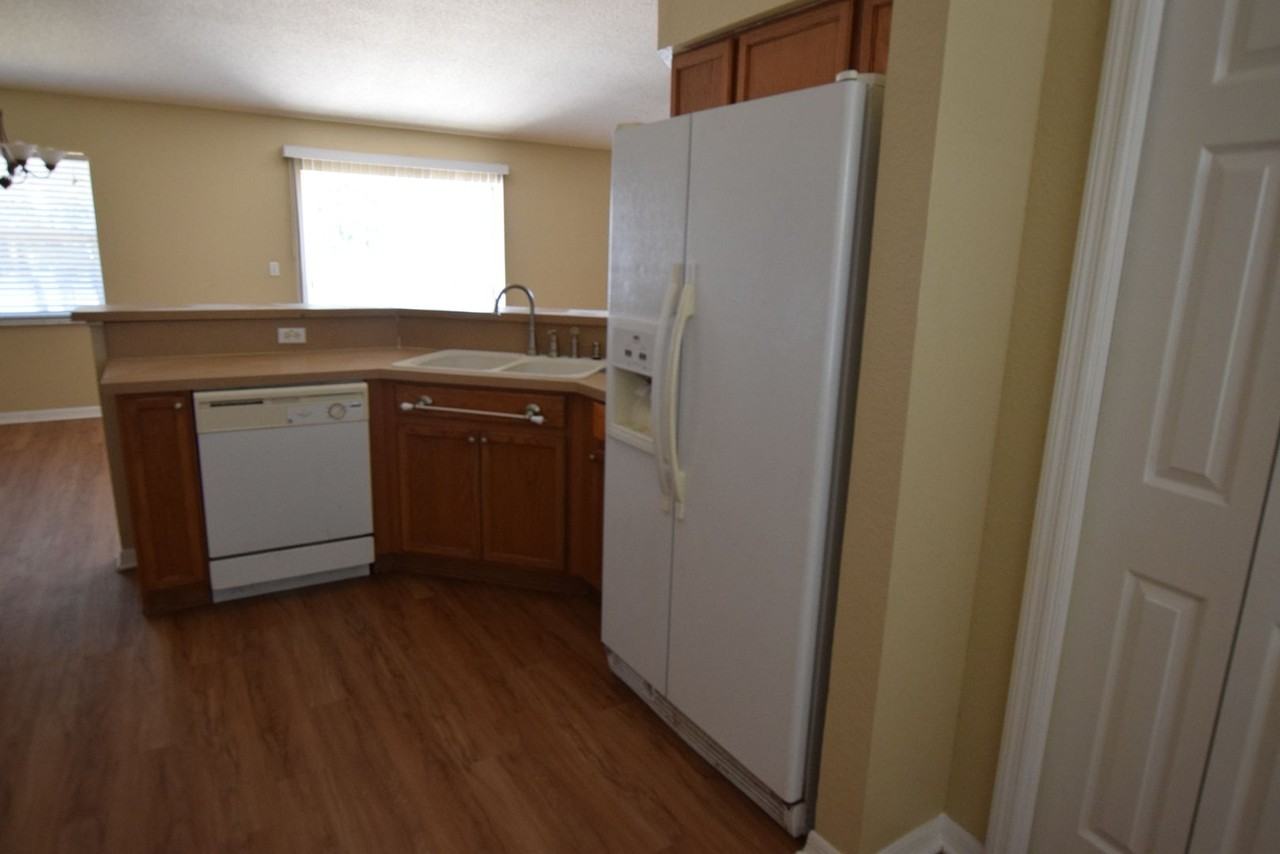 206 Windridge St - Photo 7 of 17