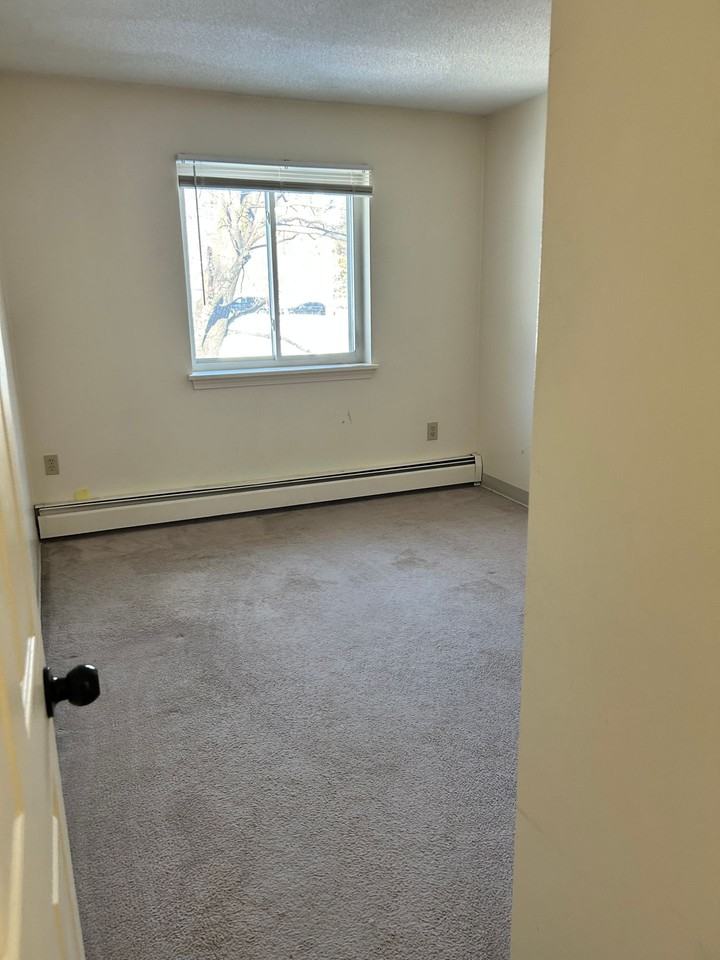 Whispering Meadows - Photo 6 of 10