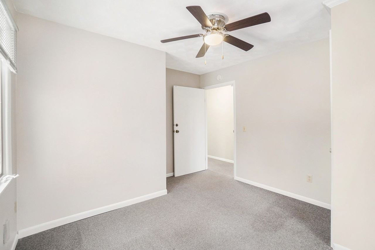 6133 King Hwy - Photo 6 of 20