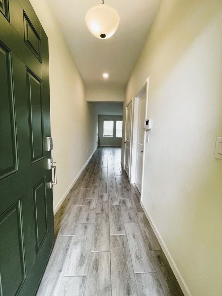 236 Muscogee Ln - Photo 2 of 30