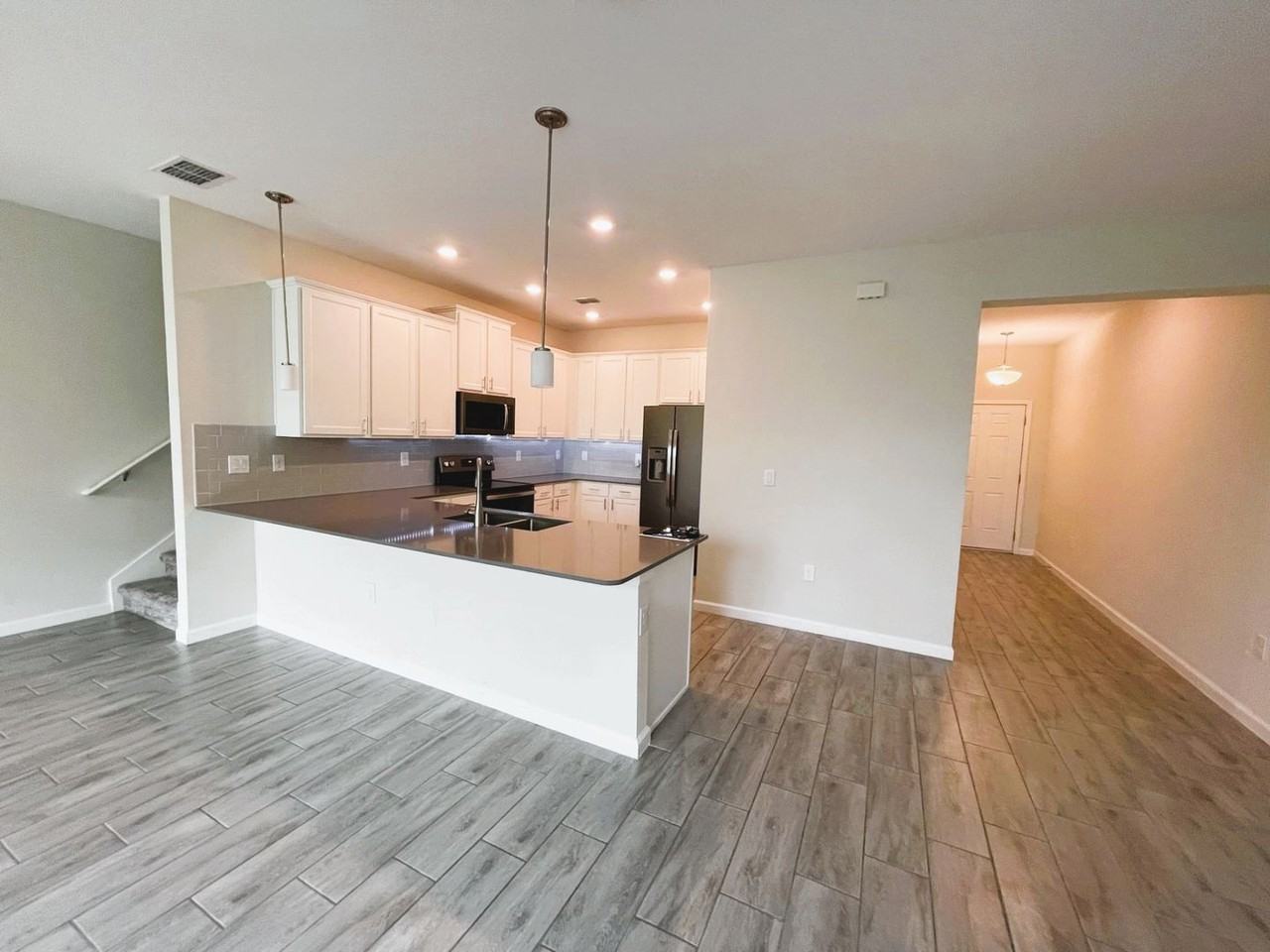 236 Muscogee Ln - Photo 4 of 30